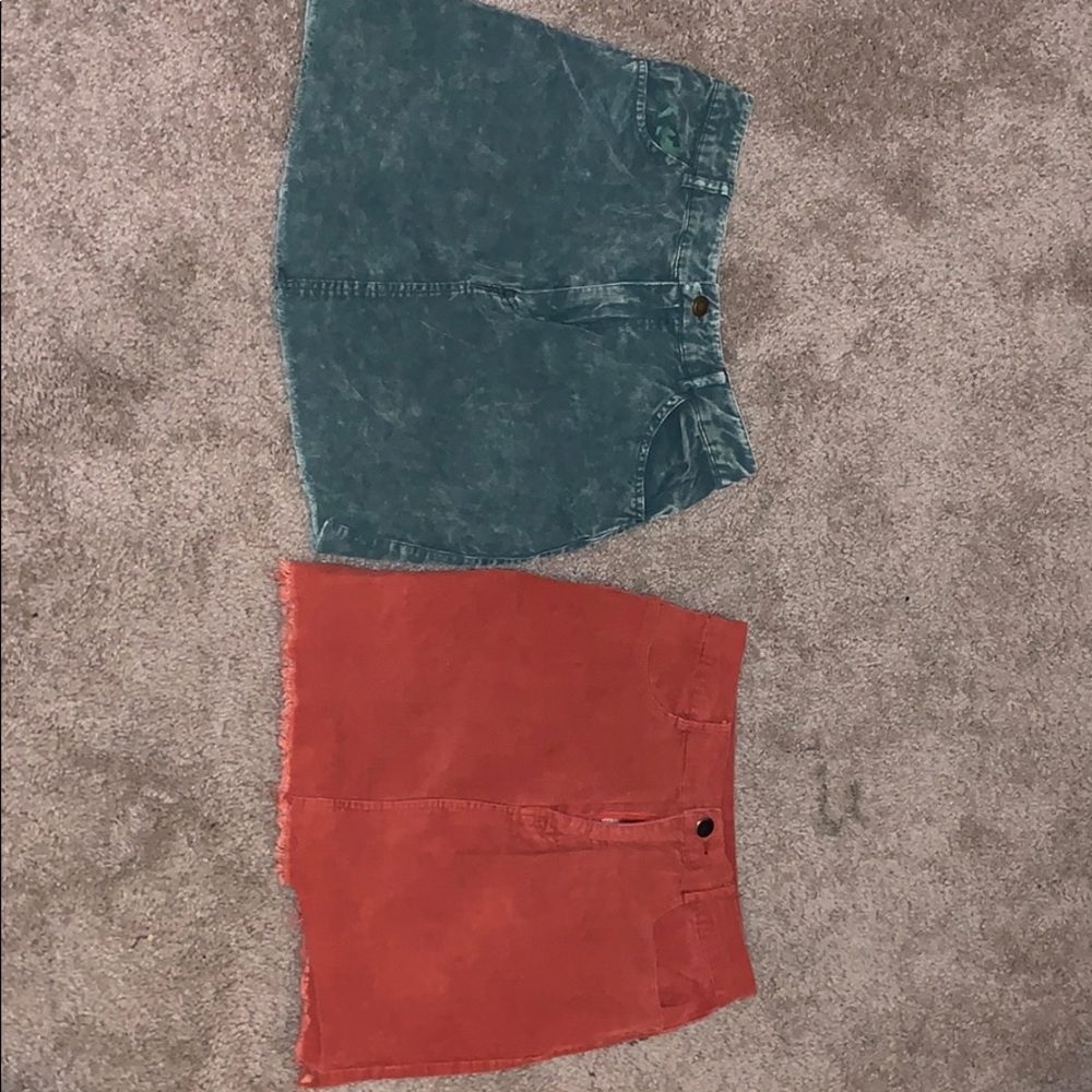 2 mini skirts